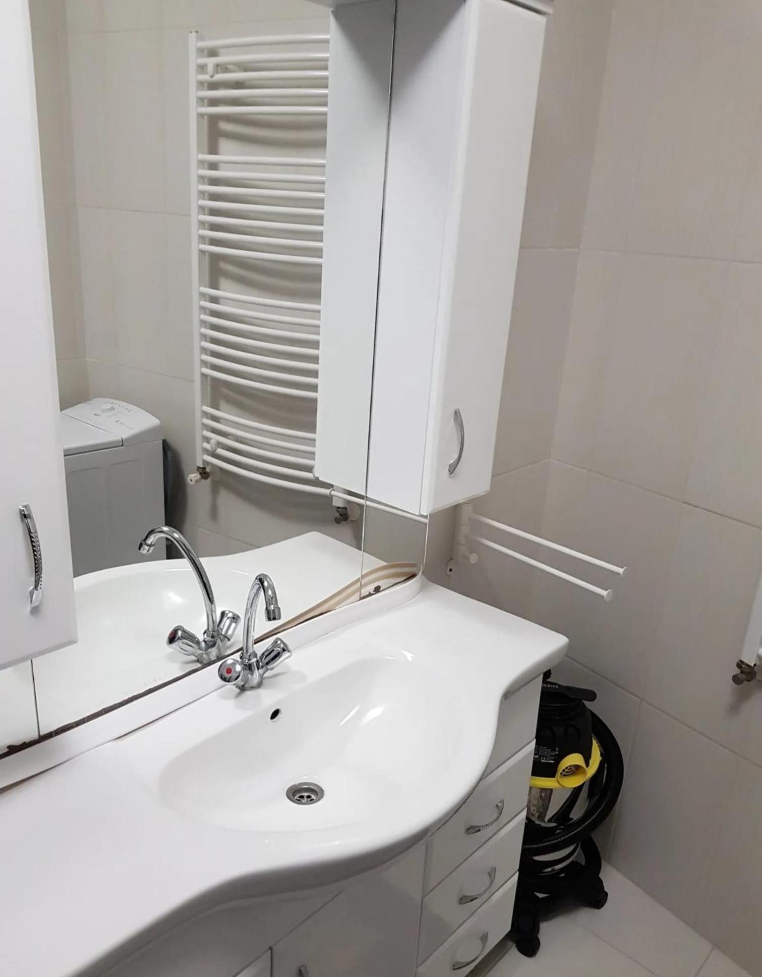 Aqua-Vital Premium Apartmanok ハイデゥソボスロー エクステリア 写真